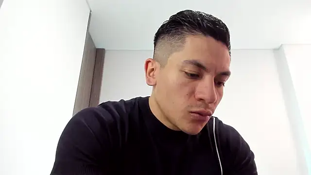 Snapshot of aquiles_51 chatting on 06.02.26 aquiles 51 online show from 06.02.26