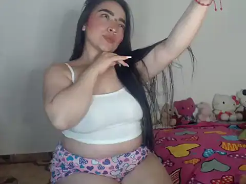 Snapshot of samantha2207 chatting on 12.10.24 samantha2207 online show from 12.10.24