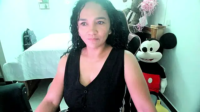 rayza mature 154 online show from 10.28.25