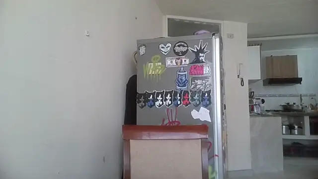 Snapshot of SuzzyyM chatting on 02.15.25 SuzzyyM online show from 02.15.25