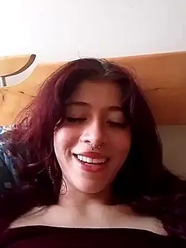 Snapshot of SuzzyyM chatting on 02.23.25 SuzzyyM online show from 02.23.25