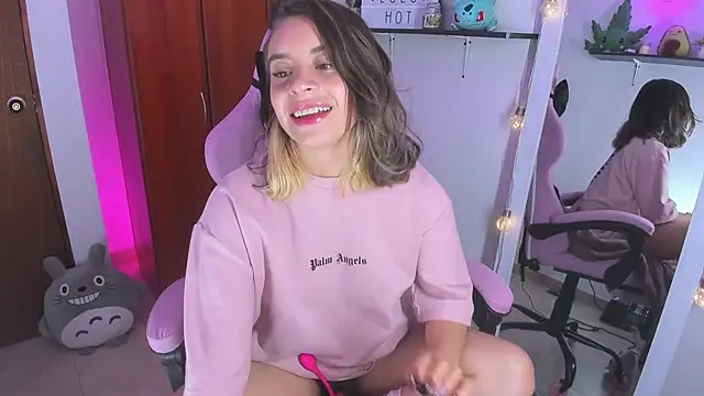 saralolo420 online show from 02.05.25