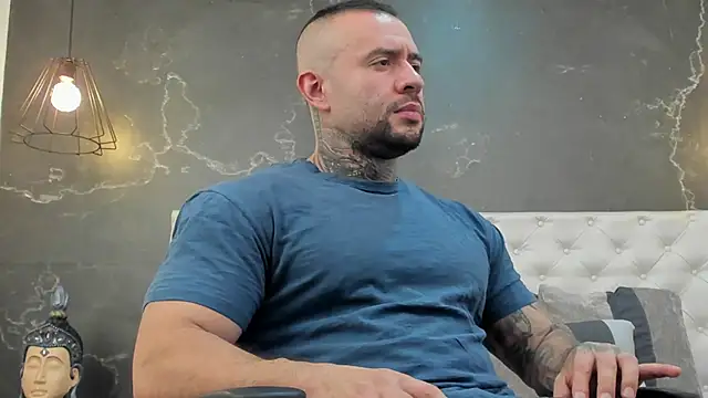 Snapshot of BruceDallas chatting on 01.19.25 BruceDallas online show from 01.19.25