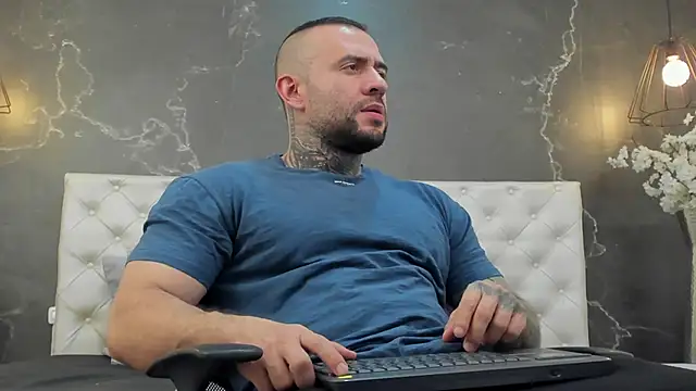 Snapshot of BruceDallas chatting on 03.15.25 BruceDallas online show from 03.15.25