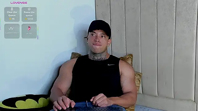 Snapshot of Stiven_collins chatting on 05.19.26 Stiven collins online show from 05.19.26