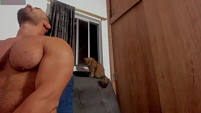 Snapshot of curt_xxx chatting on 12.04.25 curt xxx online show from 12.04.25