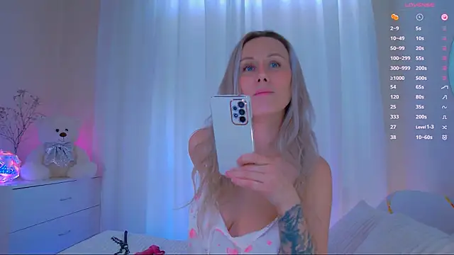 Nika Bloom online show from 02.12.26