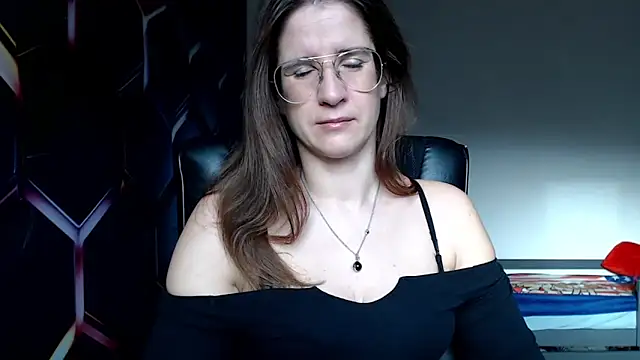 Snapshot of KayaRose chatting on 12.07.24 KayaRose online show from 12.07.24