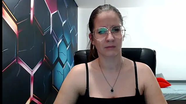 Snapshot of KayaRose chatting on 12.23.24 KayaRose online show from 12.23.24