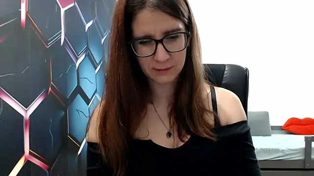 Snapshot of KayaRose chatting on 01.04.25 KayaRose online show from 01.04.25