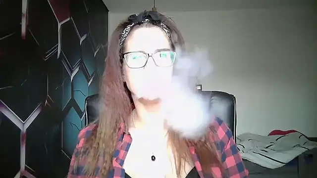 Snapshot of KayaRose chatting on 09.18.25 KayaRose online show from 09.18.25