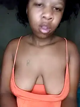 Snapshot of cindyxxx1 chatting on 12.05.24 cindyxxx1 online show from 12.05.24