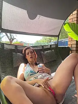 Snapshot of Astoria_Moon chatting on 01.06.26 Astoria Moon online show from 01.06.26