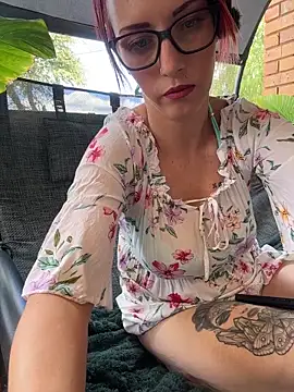 Snapshot of Astoria_Moon chatting on 02.17.26 Astoria Moon online show from 02.17.26