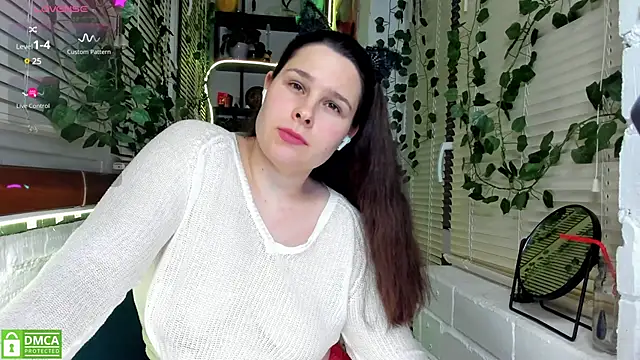 Snapshot of Candys_booty chatting on 12.09.24 Candys booty online show from 12.09.24