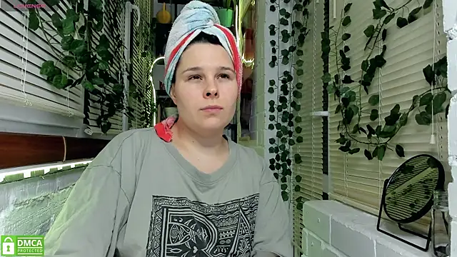 Snapshot of Candys_booty chatting on 12.11.24 Candys booty online show from 12.11.24