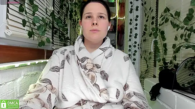 Snapshot of Candys_booty chatting on 02.07.25 Candys booty online show from 02.07.25