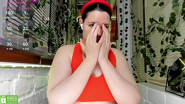 Snapshot of Candys_booty chatting on 03.21.25 Candys booty online show from 03.21.25