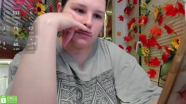 Snapshot of Candys_booty chatting on 10.19.25 Candys booty online show from 10.19.25