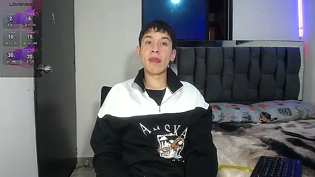 Mr daren  online show from 03.04.25