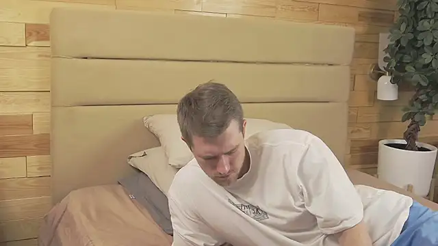 EthanPinkman online show from 11.08.25