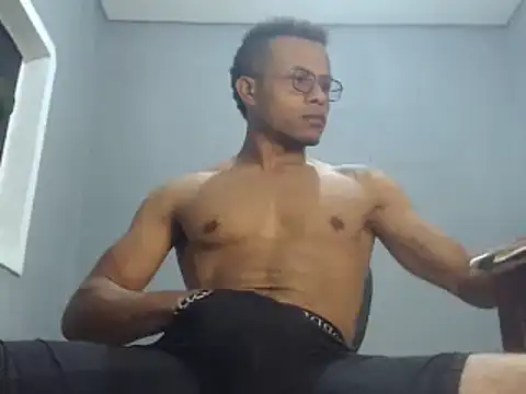 grandominantex1 online show from 12.10.24