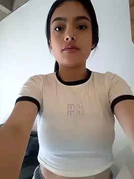 littlemelii online show from 02.25.25