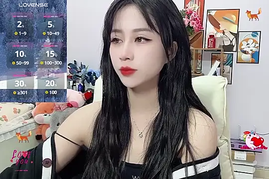  LLisa  online show from 02.11.25