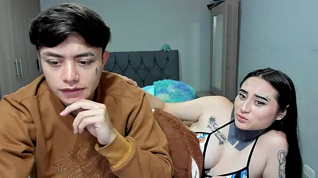 Snapshot of steban_and_kim chatting on 02.18.25 steban and kim online show from 02.18.25