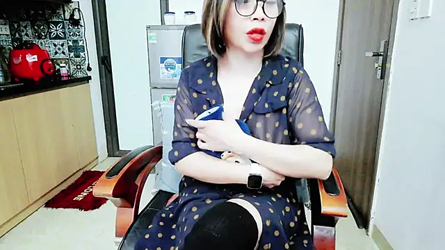 Miu-Le online show from 11.27.25