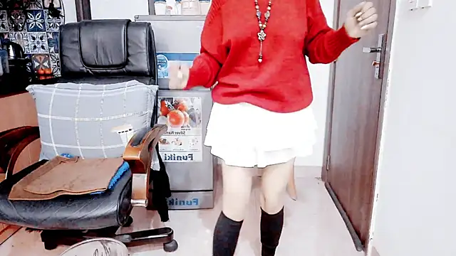 Miu-Le online show from 12.18.25