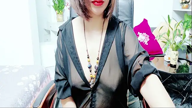 Snapshot of Miu-Le chatting on 07.04.26 Miu-Le online show from 07.04.26