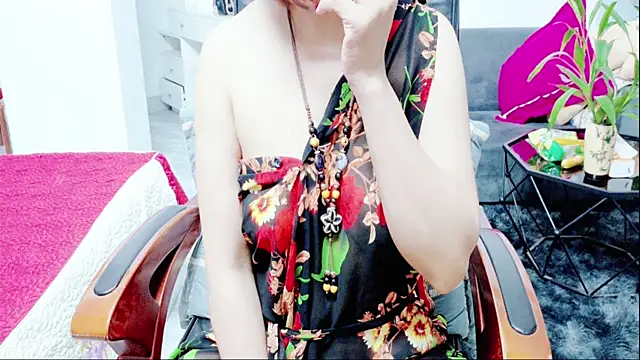 Snapshot of Miu-Le chatting on 07.07.26 Miu-Le online show from 07.07.26