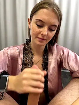 lovelly molly online show from 11.07.25