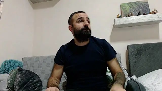 Snapshot of ivat80 chatting on 12.12.24 ivat80 online show from 12.12.24