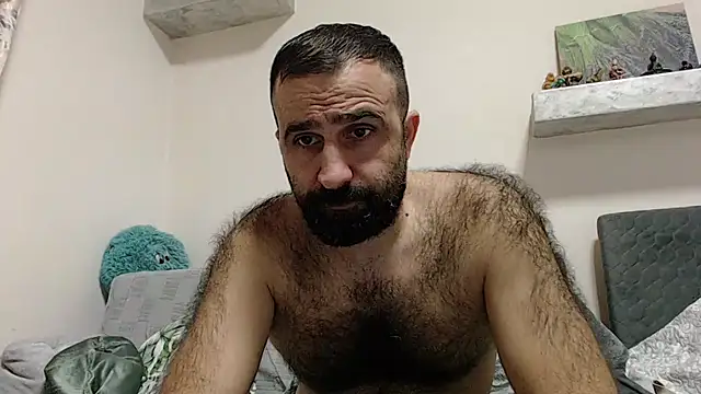 Snapshot of ivat80 chatting on 12.20.24 ivat80 online show from 12.20.24