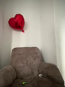 Snapshot of shirazz_najmm chatting on 02.23.25 shirazz najmm online show from 02.23.25