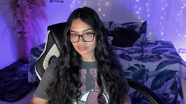 Riana Kean online show from 03.10.26