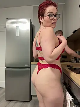 MrMrsRight online show from 05.07.26