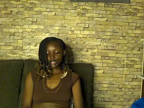 petite clara24 online show from 06.19.26