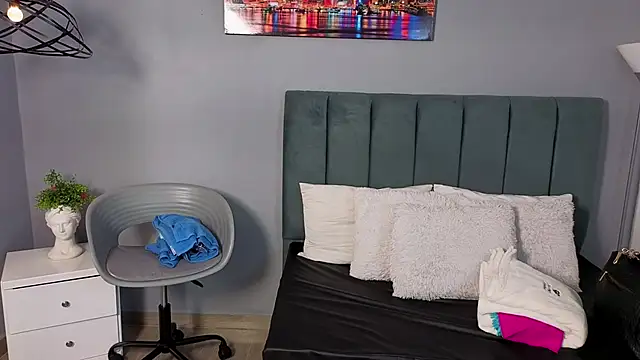 Alli cooper online show from 04.23.26