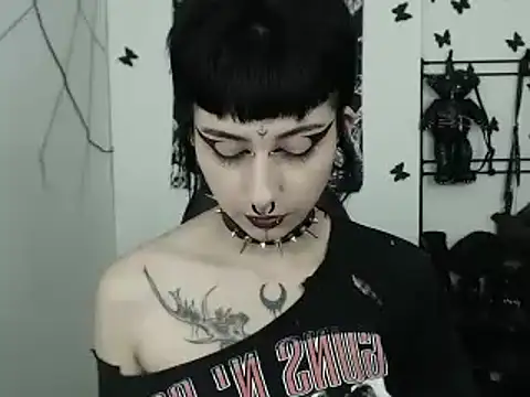 n0sferatus   online show from 10.02.25