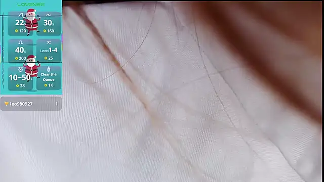 Snapshot of aFanny chatting on 12.15.25 aFanny online show from 12.15.25