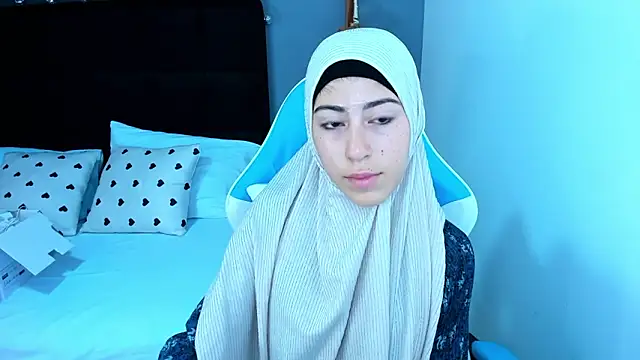 chaymae nah  online show from 12.19.24