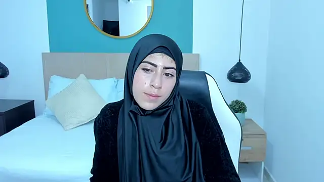 chaymae nah  online show from 01.09.25