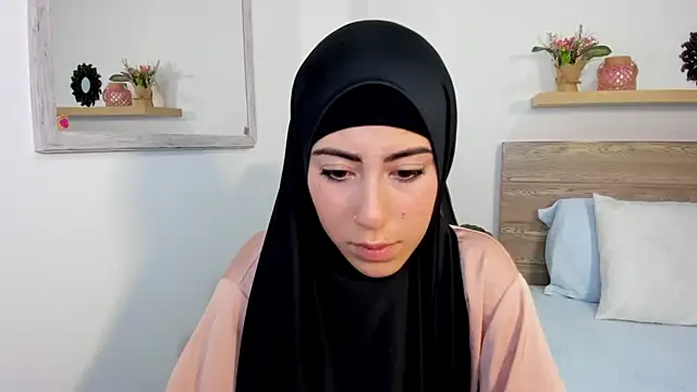 chaymae nah  online show from 01.18.25