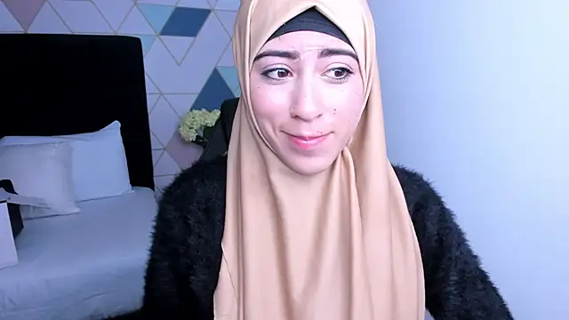 chaymae nah  online show from 01.21.25