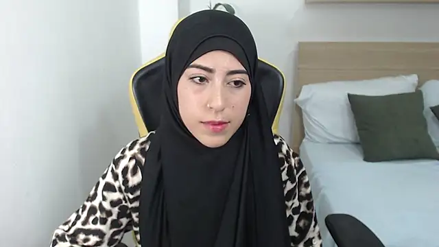 chaymae nah  online show from 03.21.25