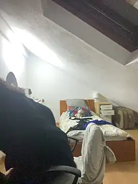 Snapshot of rafamarianoofc chatting on 02.23.25 rafamarianoofc online show from 02.23.25