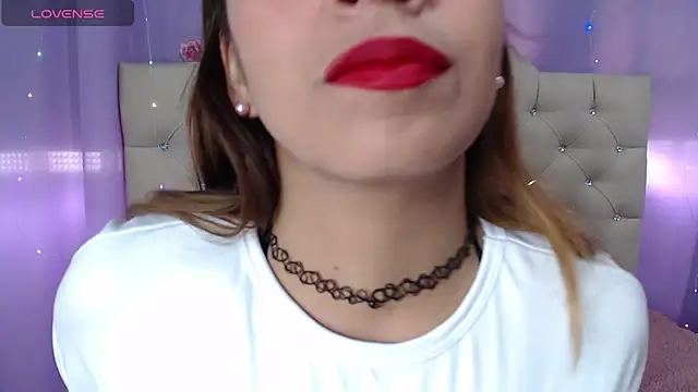 ameliefederline11 online show from 03.18.25